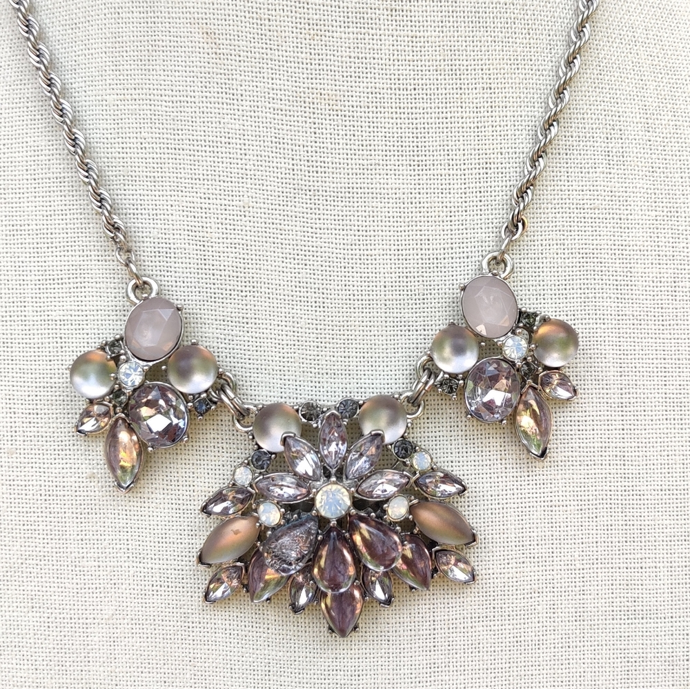 Banana Republic Statement necklace